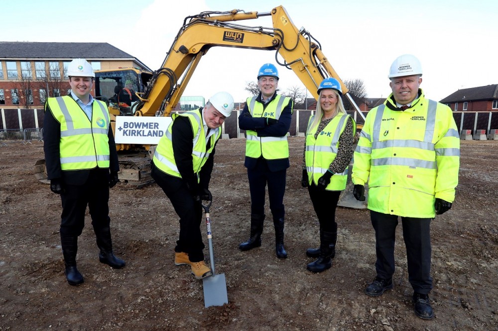 Hundreds more Centre Square jobs as building work starts